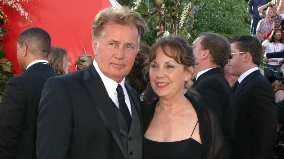Lola Sheen's paternal grandparents, actor Martin Sheen and artist Janet Templeton.
